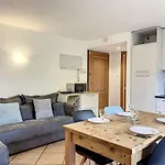 Au Centre De - 6 Pers, Parking, Confort 3 Etoiles - Fr-1-507-74 Daire