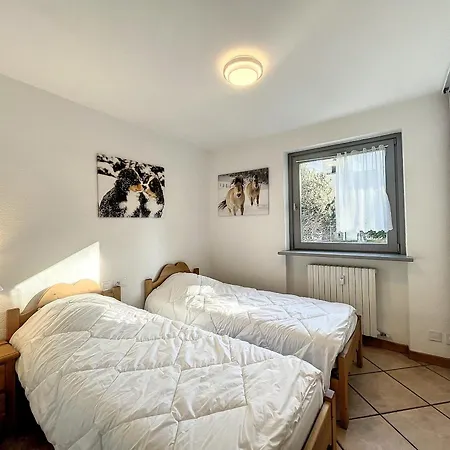 Chamonix: 3 Pieces, 6 Pers, Balcon, Garage, Wifi - Fr-1-507-74 Appartamento Chamonix